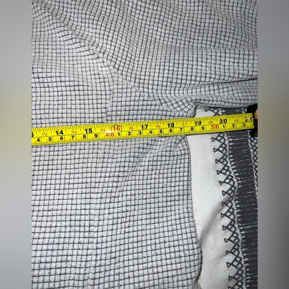 Outdoor Research Women's Trail Mix Cowl Pullover size small - Picture 4 of 4